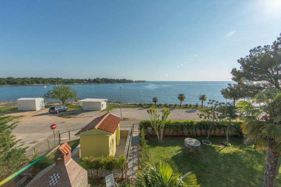 Villa Julia Lovrečica Eksteriør billede