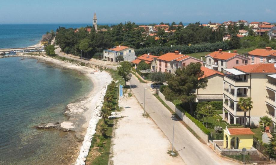 Villa Julia Lovrečica Eksteriør billede