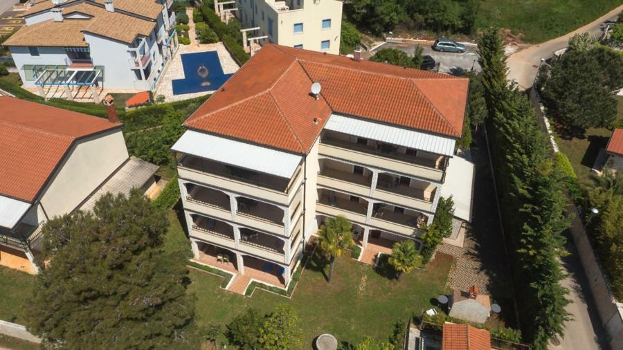 Villa Julia Lovrečica Eksteriør billede